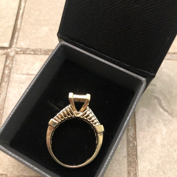 2+ carat Prong less diamond ring in gold 24carat - Picture 5 of 5